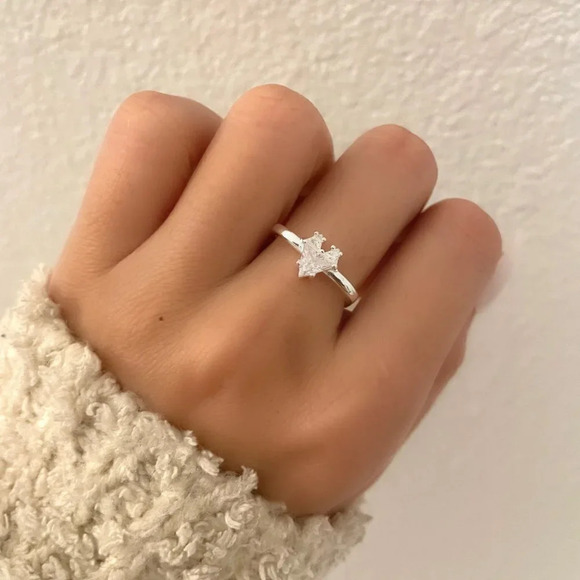 925 Sterling Silver CZ Diamond Heart Square Ring Dainty Minimalist Ring - Picture 6 of 8